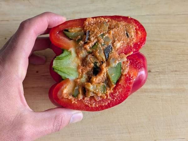 Ardei umpluți vegetarieni la cuptor: rețeta ușoară și gustoasă cu legume și brânză mozzarella - Preparare etapa 6