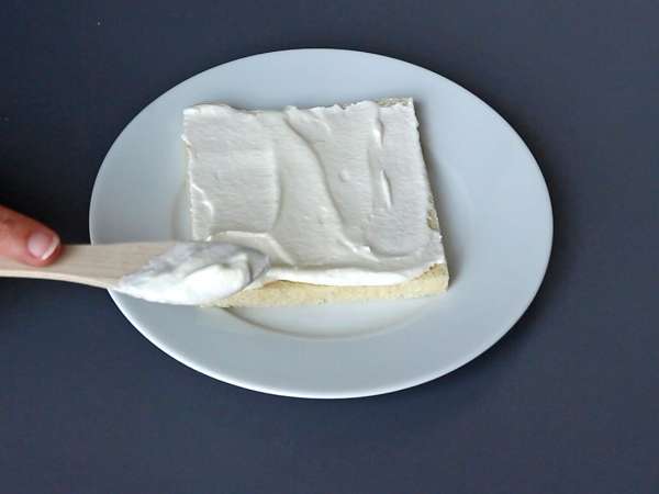 Ichigo sando - sandvișul japonez cu căpșuni și frișcă! - Preparare etapa 4