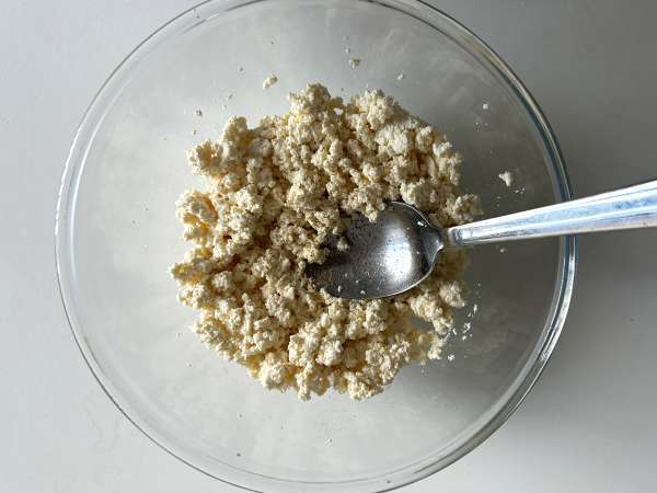 Brânză de casă cu doar două ingrediente! - Preparare etapa 6