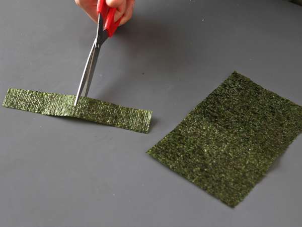 Onigiri prăjite, umplute cu brânză topită: o să le devorați! - Preparare etapa 3