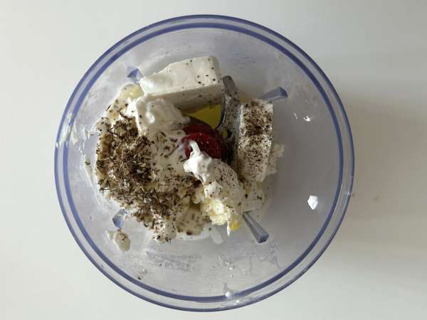 Cremă de Feta și caise coapte – pasta perfectă pentru aperitiv! - Preparare etapa 1
