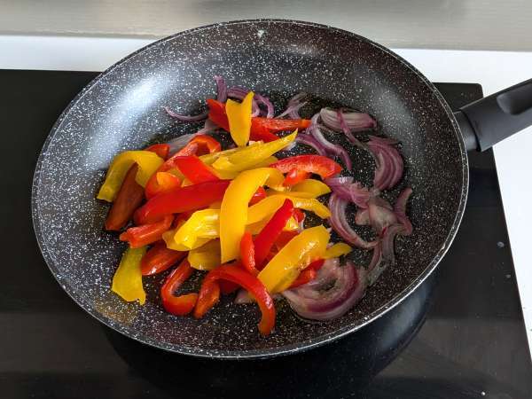 Paste cu ardei și mentă: cremoase și aromate - Preparare etapa 2