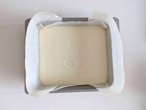Cheesecake cu caise, cu textură cremoasă - Preparare etapa 4