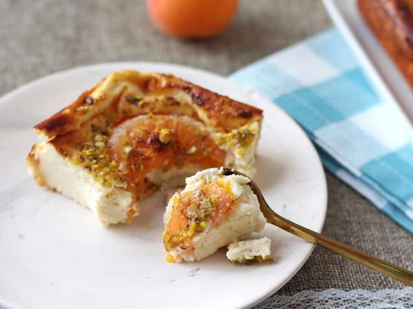 Cheesecake cu caise, cu textură cremoasă - Preparare etapa 8