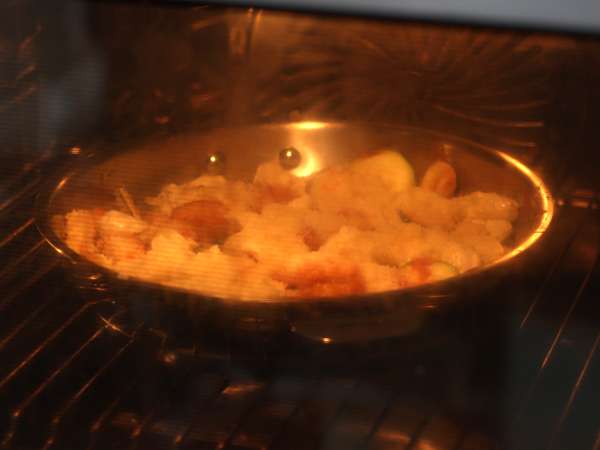 Rețetă rapidă de gratin cu gnocchi, dovlecel și mozzarella - Preparare etapa 5
