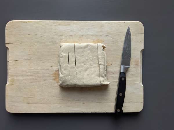 Nuggets crocanți de tofu și fasole verde în stil thailandez, preparați în friteuza cu aer cald - Preparare etapa 2