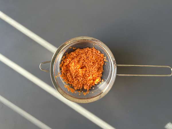 Curry de linte roșie cu lapte de cocos: o rețetă ușoară și cremoasă - Preparare etapa 1