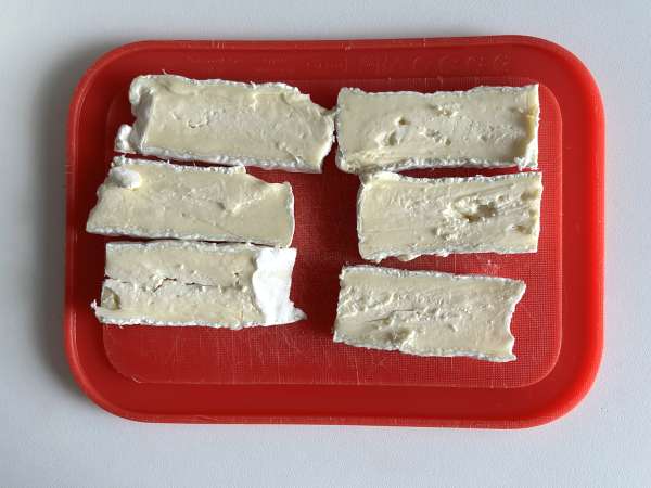 Tartă subțire cu smochine, brie și nuci - Preparare etapa 3