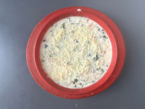 Quiche fără aluat cu somon, spanac și brânză cottage - Preparare etapa 7
