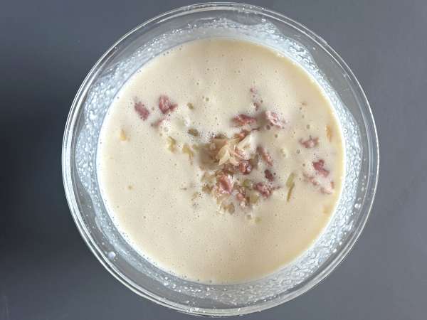 Quiche fără aluat cu broccoli, pancetta și brânză cottage - Preparare etapa 4