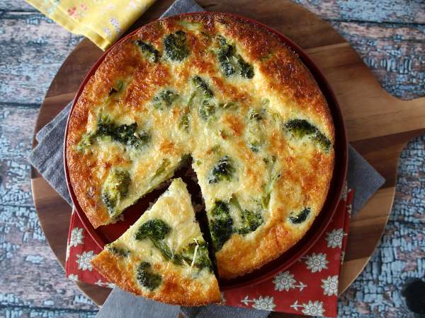 Quiche fără aluat cu broccoli, pancetta și brânză cottage - Preparare etapa 7