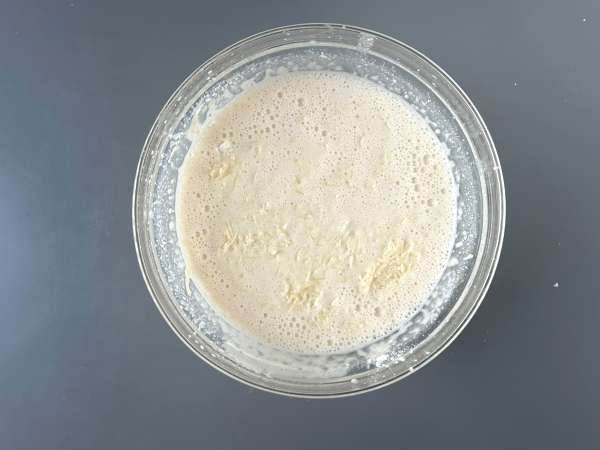 Quiche fără aluat cu ton, morcovi și brânză cottage: ușor de preparat și bogată în proteine - Preparare etapa 5