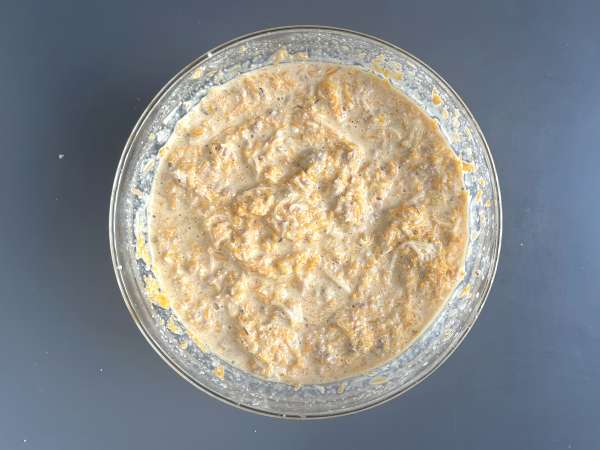 Quiche fără aluat cu ton, morcovi și brânză cottage: ușor de preparat și bogată în proteine - Preparare etapa 6