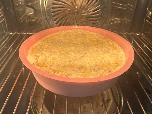 Quiche fără aluat cu ton, morcovi și brânză cottage: ușor de preparat și bogată în proteine - Preparare etapa 8