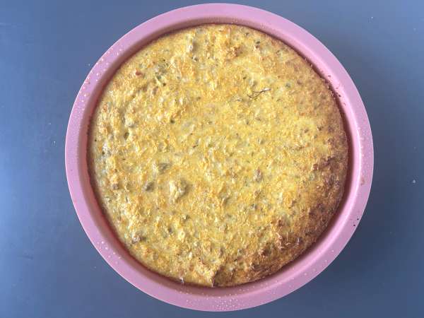 Quiche fără aluat cu ton, morcovi și brânză cottage: ușor de preparat și bogată în proteine - Preparare etapa 9