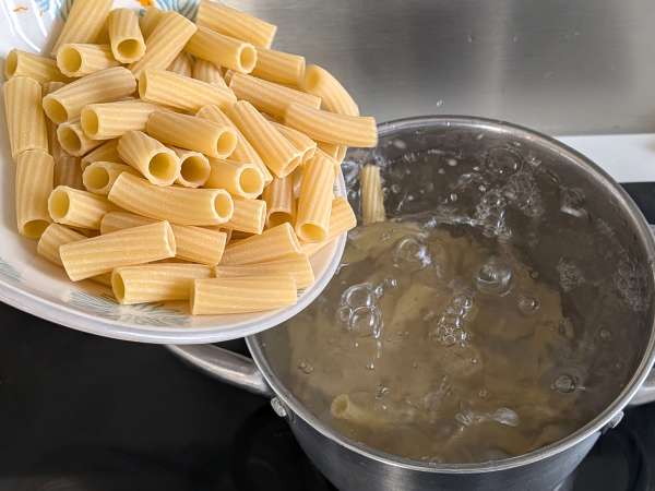 Paste la cuptor cu dovleac, ciuperci și sos bechamel - Preparare etapa 5