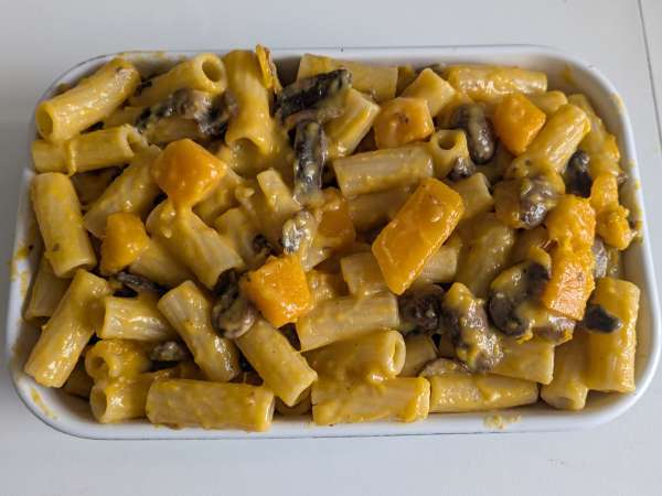 Paste la cuptor cu dovleac, ciuperci și sos bechamel - Preparare etapa 8