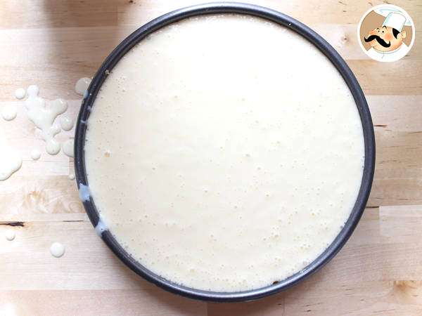 Cheesecake cu căpșuni și zmeură - Preparare etapa 4