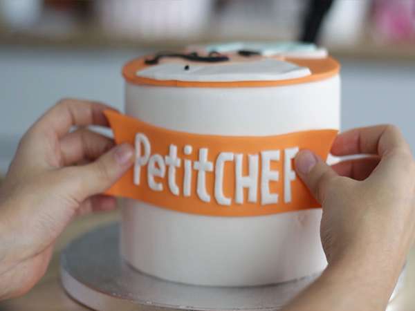 Tort din pastă de zahăr „PtitChef” – pas cu pas și în videoclip - Preparare etapa 30