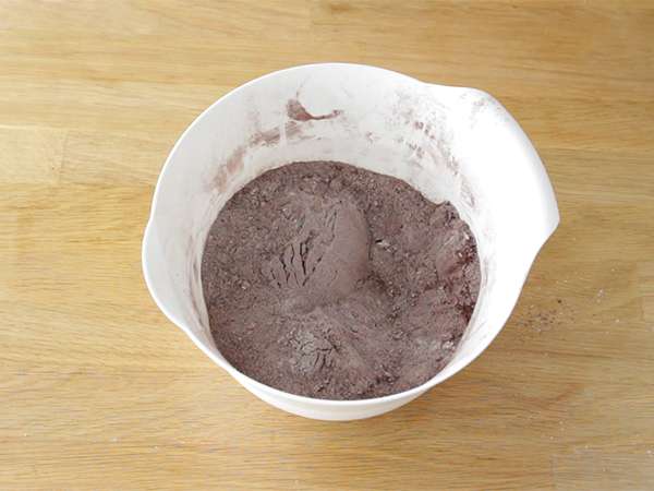 Tort KitKat - Preparare etapa 1