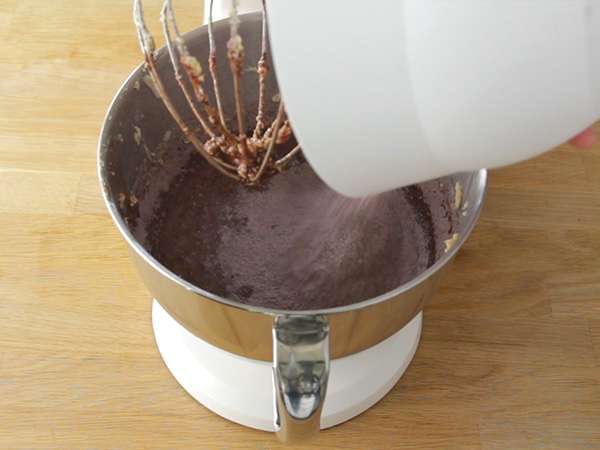 Tort KitKat - Preparare etapa 3