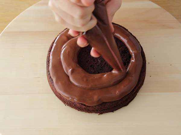 Tort KitKat - Preparare etapa 7