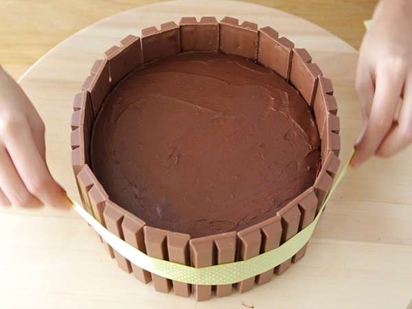 Tort KitKat - Preparare etapa 10