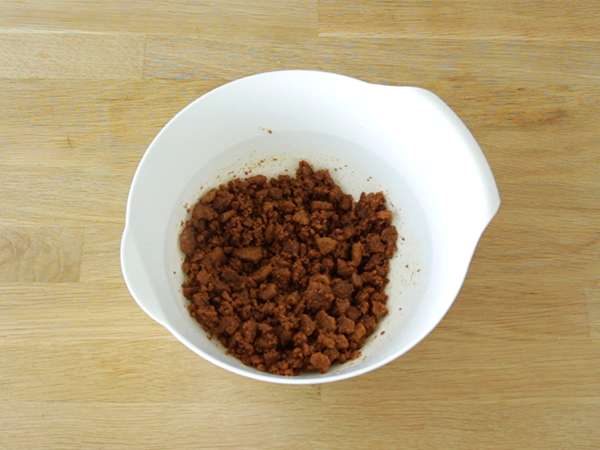 Cheesecake-uri fără coacere - Preparare etapa 1