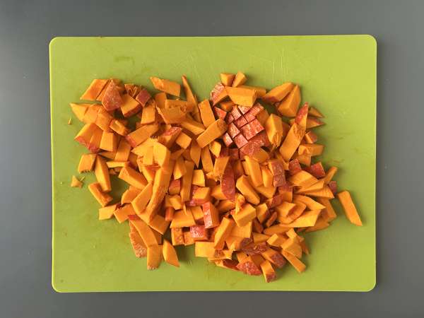 Ștrudel cu dovleac potimarron și brânză feta: o rețetă ușoară și crocantă - Preparare etapa 1