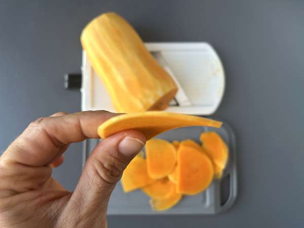 Gratin de dovleac plăcintar preparat la Air Fryer, în stil dauphinois - Preparare etapa 3