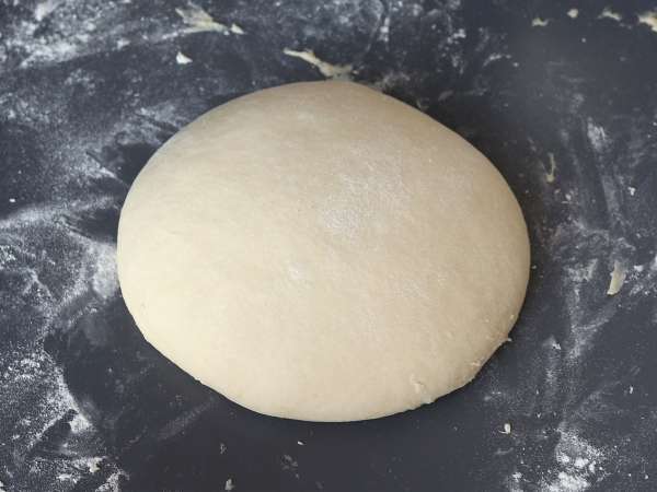 Pâine brioșă în formă de fulg, cu brie fondant - Preparare etapa 6
