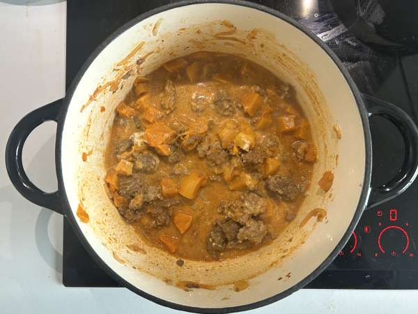 Mâncare într-o singură oală cu dovleac și carne tocată: cremoasă și reconfortantă - Preparare etapa 5