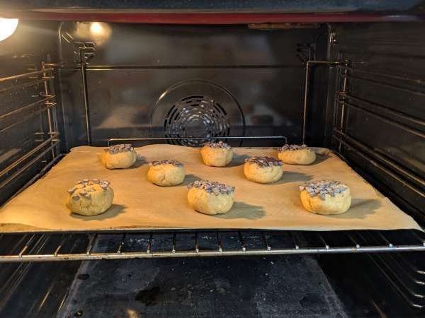 Fursecuri vegane cu migdale și pepite de ciocolată: ușor de făcut și delicioase - Preparare etapa 5