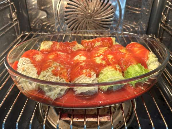 Rulouri vegetariene de varză cu ciuperci, orez și miso-alternativa la sarmalele de post - Preparare etapa 10