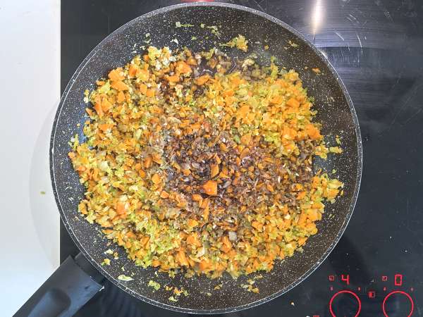 Hachis parmentier vegetarian cu linte: o rețetă ușoară și reconfortantă - Preparare etapa 4