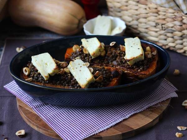 Dovleac butternut umplut cu linte și halloumi - Preparare etapa 12
