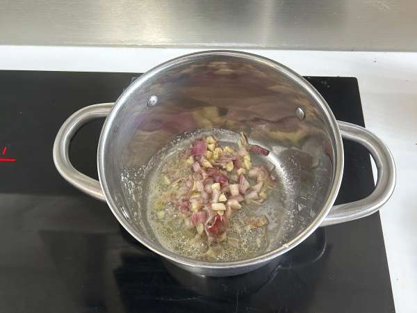 Supă germană de dovleac (Kürbissuppe), cremoasă și reconfortantă - Preparare etapa 3