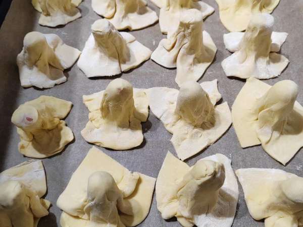 Fantome in aluat - înfricoșător de simplu și delicios - Preparare etapa 2