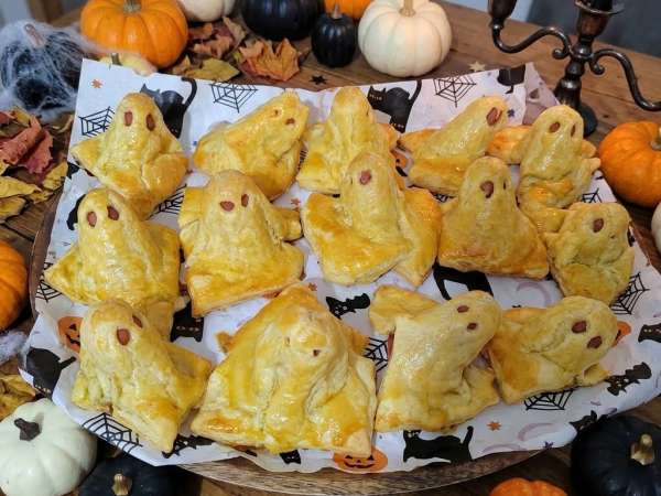 Fantome in aluat - înfricoșător de simplu și delicios - Preparare etapa 6