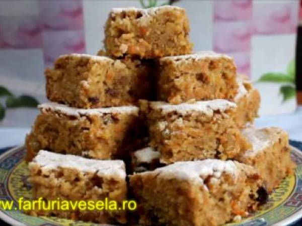 Prajitura cu morcov si mere (reteta video) - Preparare etapa 3