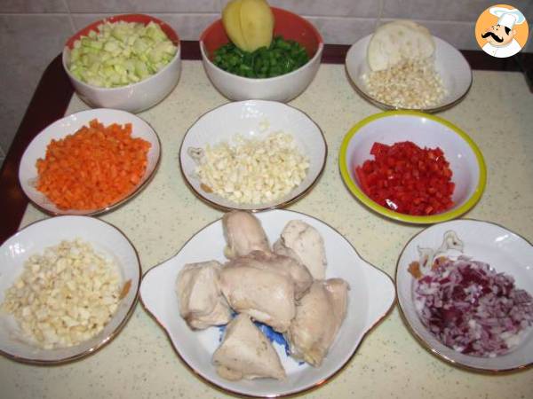 Supa de pui si legume pentru copii la Multicooker Philips - Preparare etapa 1