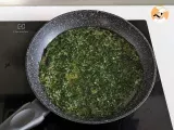 Etapa 7 - Omletă cu spanac, un preparat vegetarian ușor și delicios