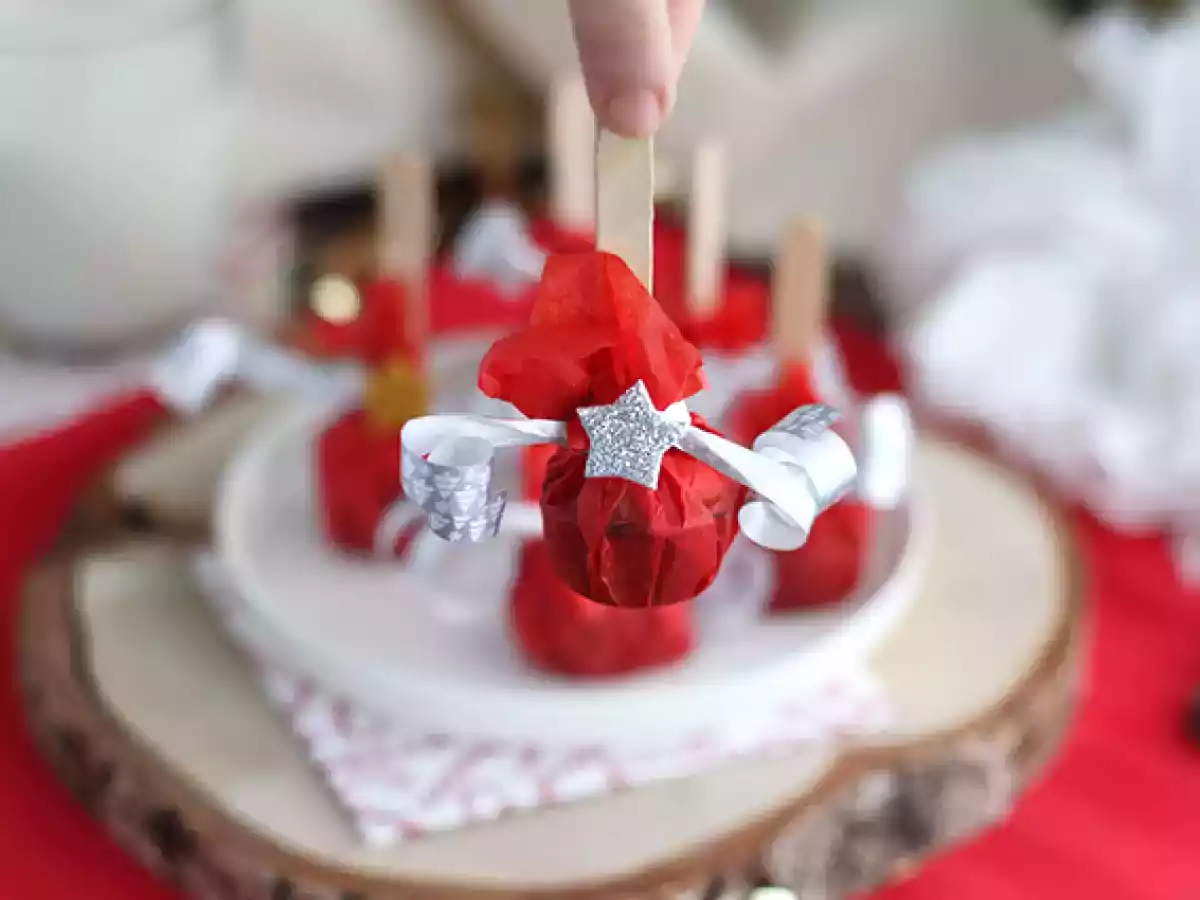 Acadele pentru ciocolata calda: ciocolata neagra + marshmallow - poza 2