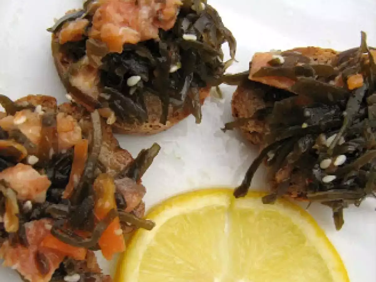 Alge de mare cu somon afumat