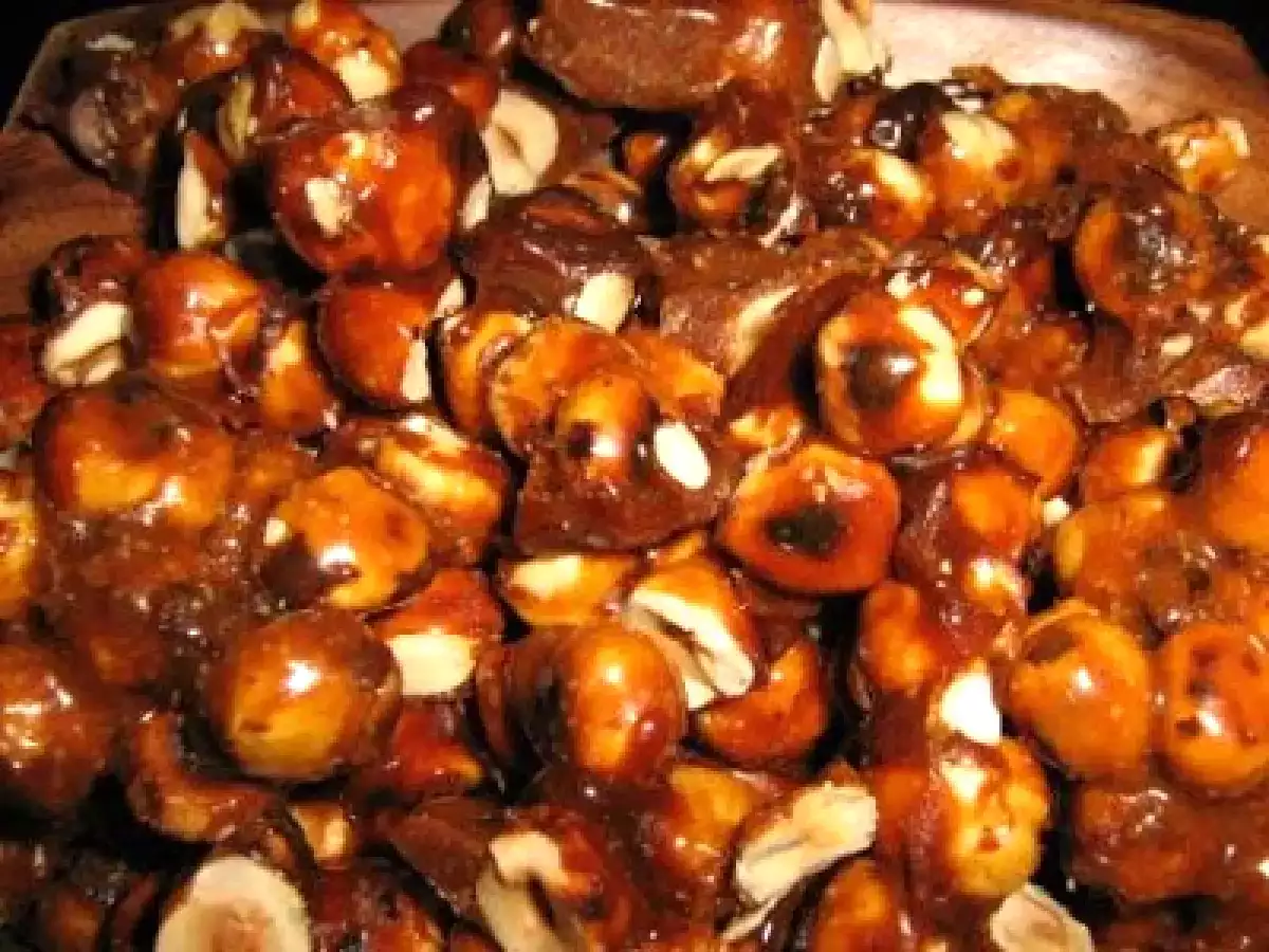 Alune de padure caramelizate - poza 3