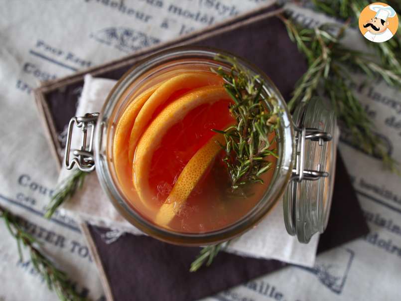 Apă aromată cu grapefruit și rozmarin: bautură detox de vară, fără adaos de zahăr!, poza 3