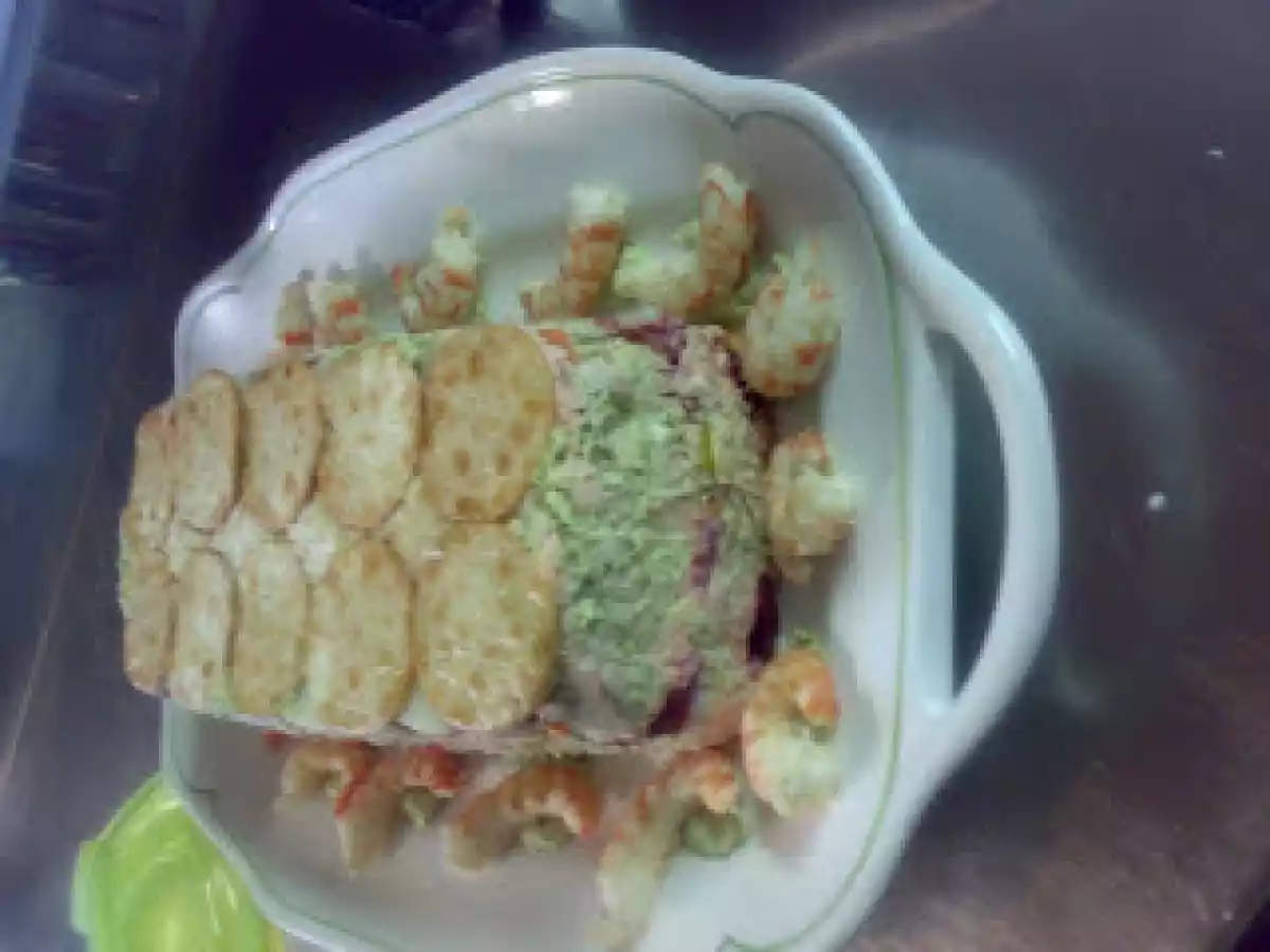 Aperitiv in straturi cu peste si legume - poza 2