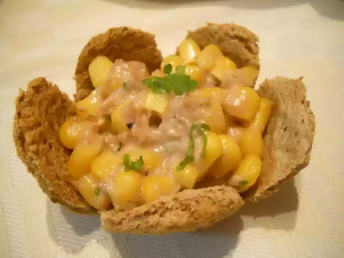 Aperitive cu salata de ton