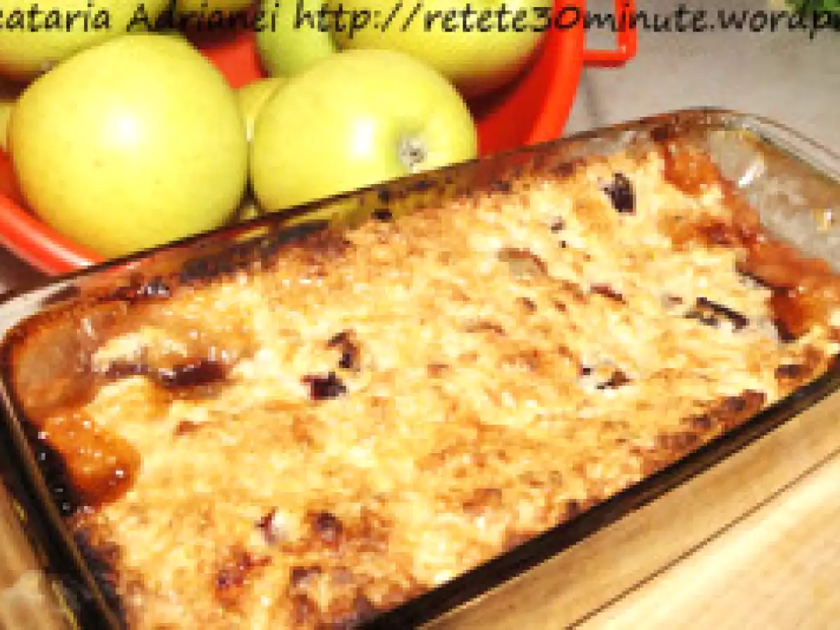 Apple Oats Crisp (Prajitura cu mere si fulgi de ovas)