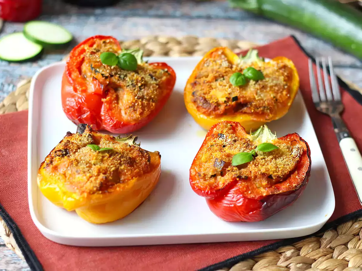 Ardei umpluți vegetarieni la cuptor: rețeta ușoară și gustoasă cu legume și brânză mozzarella - poza 3